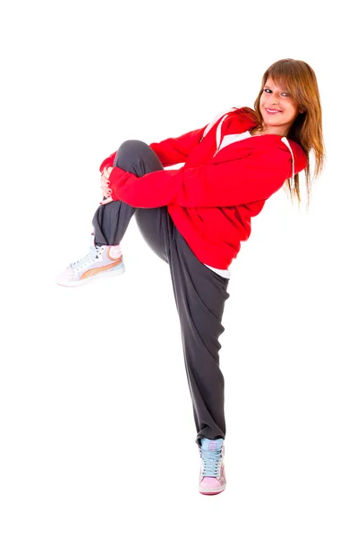 Счастливая молодая женщина делает фитнес упражнения — стоковое фото