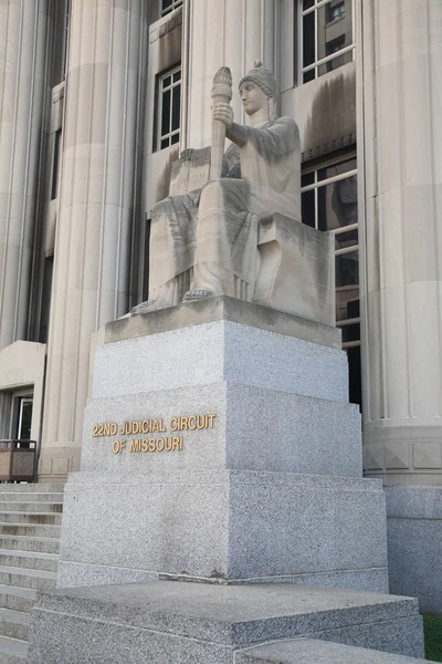 Άγαλμα του Σαιντ Λούις - mel carnahan Δικαστικό Μέγαρο — Φωτογραφία Αρχείου