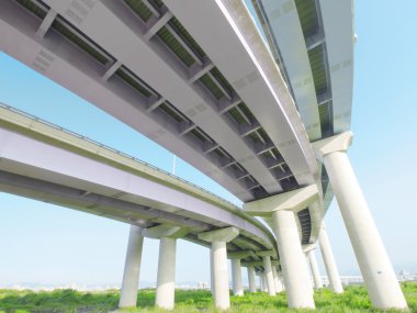 Pillars and elevated road clipart