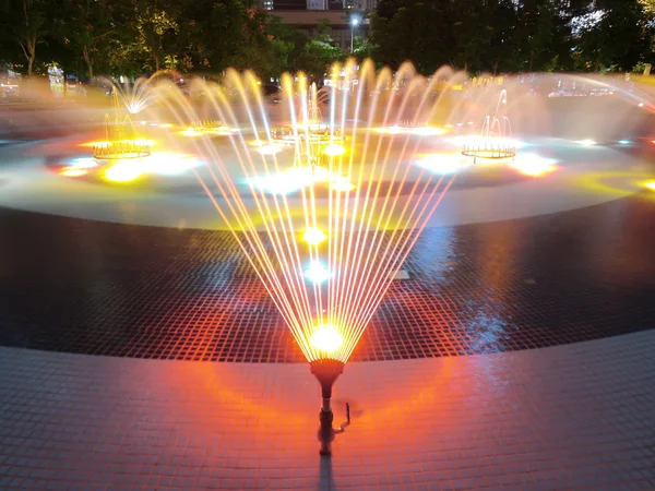 Fontana di notte — Foto Stock