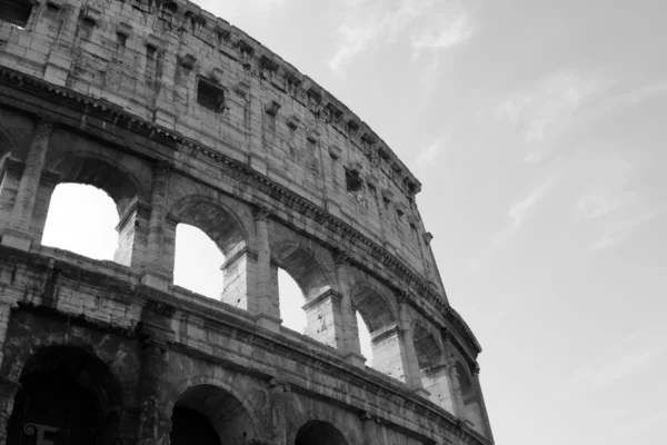 Greyscale Colosseum — Stock Photo, Image