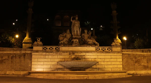 Piazza del popolo fontein — Stockfoto
