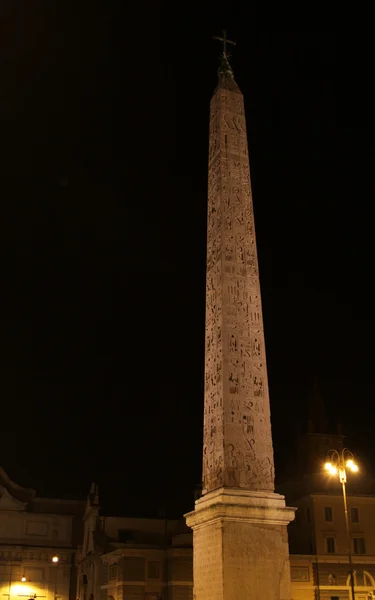 Ägyptischer Obelisk der Ramses II — Stockfoto
