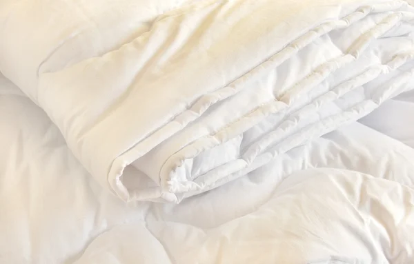 Белое одеяло — стоковое фото