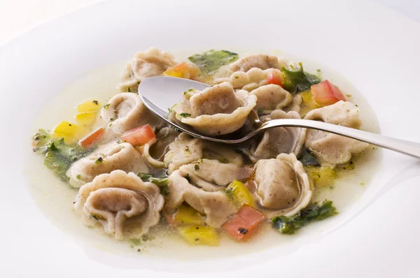 意大利面食汤 — 图库照片