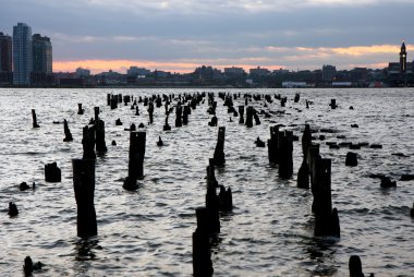 Brooklyn Manhattan'dan görünümünü