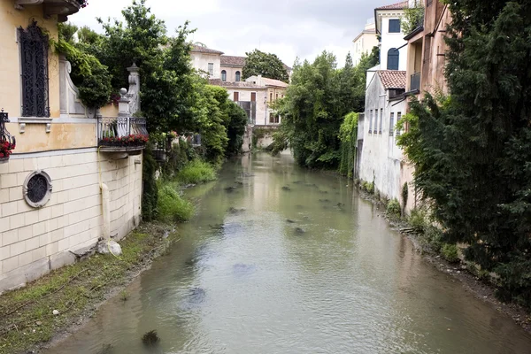Ποταμός στην Padova — Φωτογραφία Αρχείου