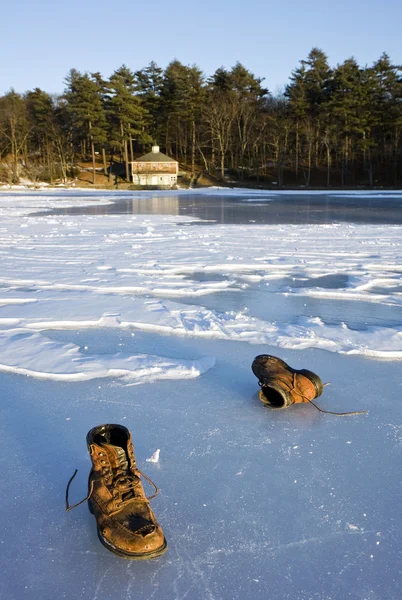 Lago no inverno — Fotografia de Stock