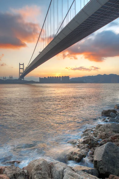Gün batımı şu anda köprü — Stok fotoğraf