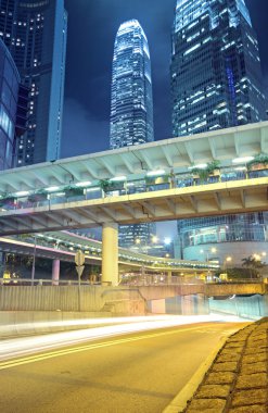 Hong Kong 'da gece trafiği