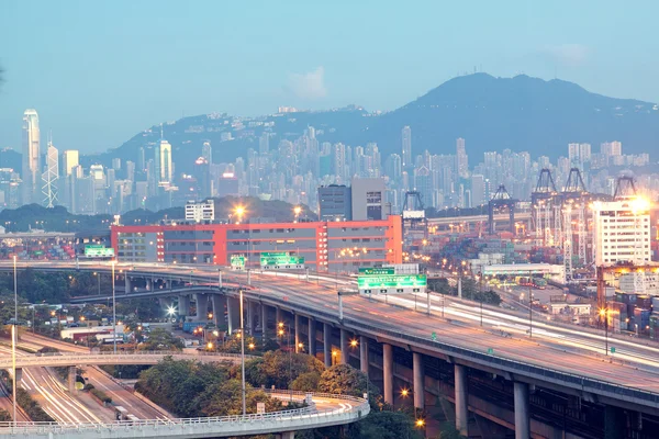 Hong Kong Ponte dei trasporti, container molo . — Foto Stock