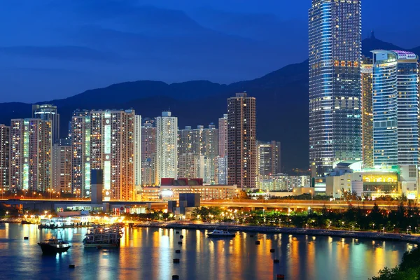 Hong Kong şehir merkezinde, blue Twilight Saat. — Stok fotoğraf