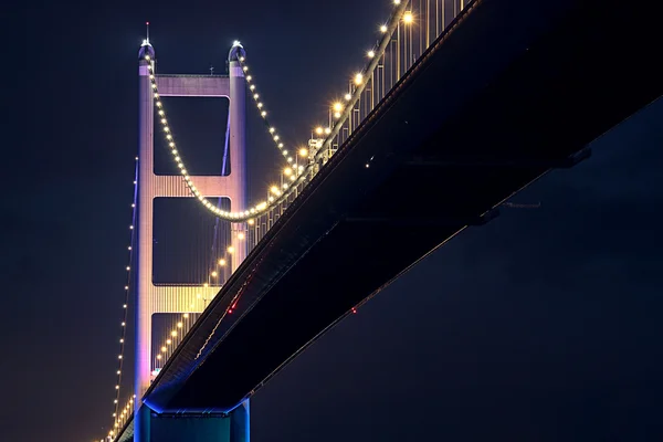 Tsing ma-bron i hong kong på natten — Stockfoto