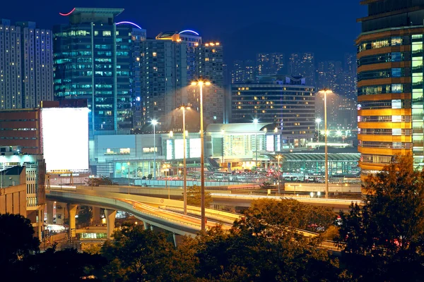 Autostrady przez centrum w hong Kongu — Zdjęcie stockowe