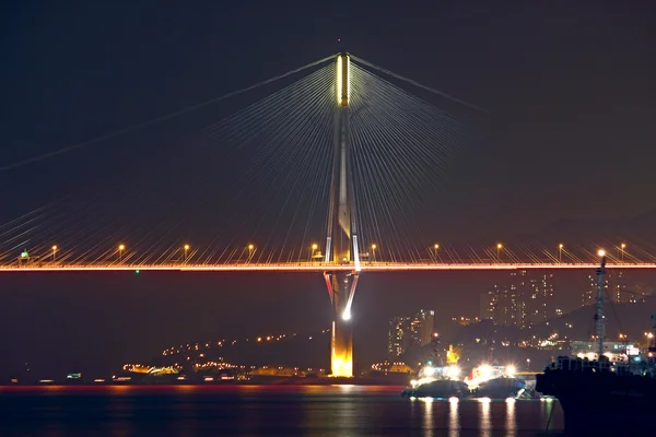 Scena notturna di ponte a Hong Kong — Foto Stock