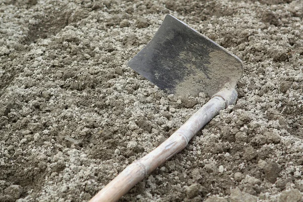 stock image Spade ready to prepare vegetable bed for sowing