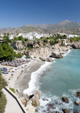 Balcon de europa kuzeye bakıyor, nerja