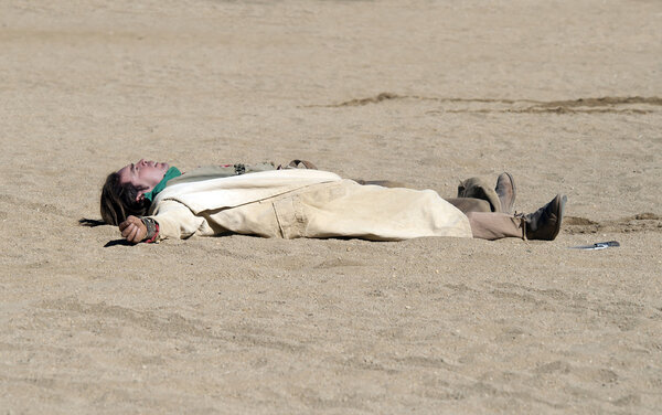 Ковбойская перестрелка на мини-съемочной площадке Голливуда
