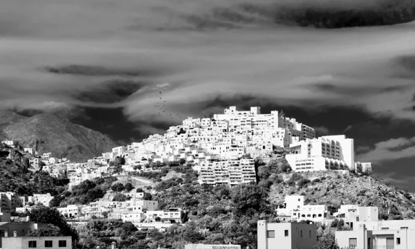 莫哈卡尔村的黑色和白色 — 图库照片
