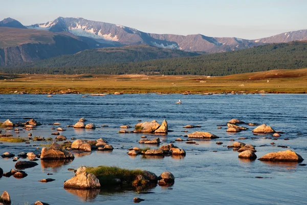 stock image Mountain lake Hoton Nuur, Mongolia