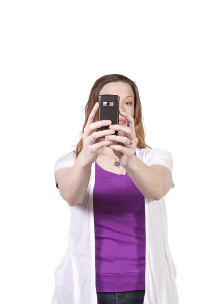 Женщина фотографирует со своего мобильного телефона — стоковое фото