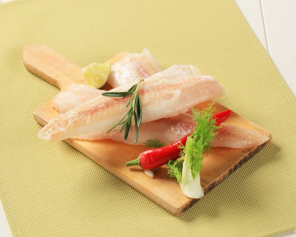 Filetes de peixe branco fresco — Fotografia de Stock