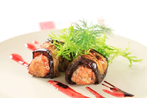 Meatballs wrapped in eggplant — Stock Photo, Image