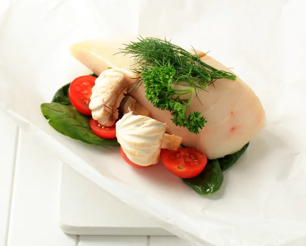 Syrové butterfish a zelenina — Stock fotografie
