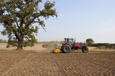 Three wheeled tractor 2 clipart