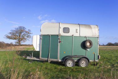 Horse box clipart