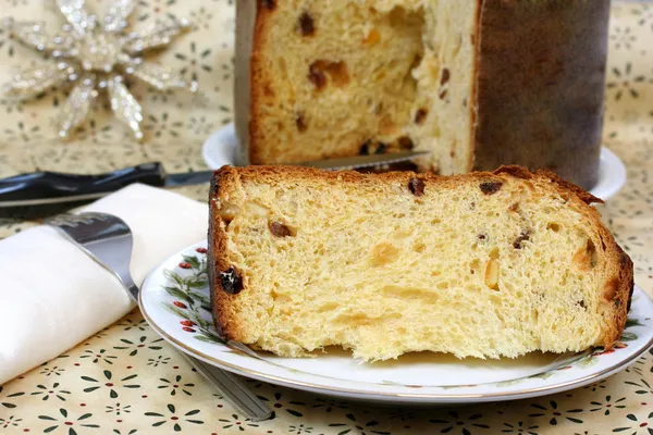 İtalyan panettone kek — Stok fotoğraf