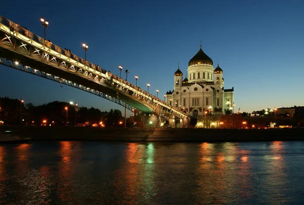 Noční pohled na řeku Moskvu a Kristus Spasitel cathedr — Stock fotografie