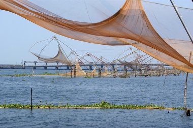 Çinli balık ağlarına. vembanad lake, kerala, Güney Hindistan