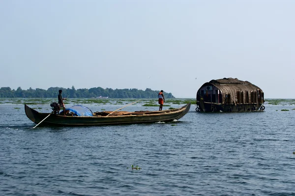 Husbåt i Kerala (Indien) Backwaters — Stockfoto