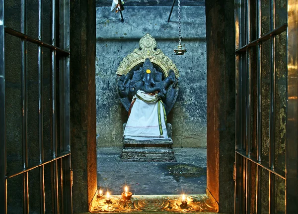 A hagyományos hindu vallás szobor — Stock Fotó