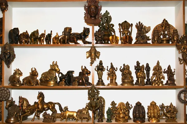 在印度喀拉拉邦的传统纪念品店 — 图库照片