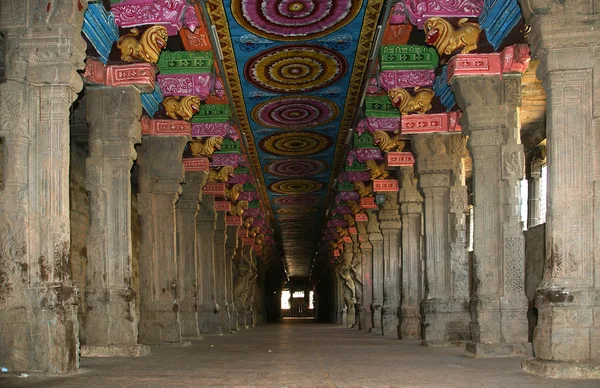 içinde Meenakshi madurai, Güney Hindistan hindu Tapınağı