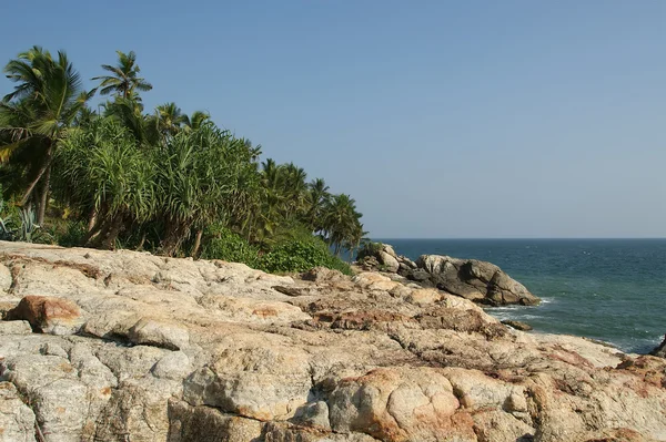 Na wybrzeżu Oceanu, kerala, Indie — Zdjęcie stockowe