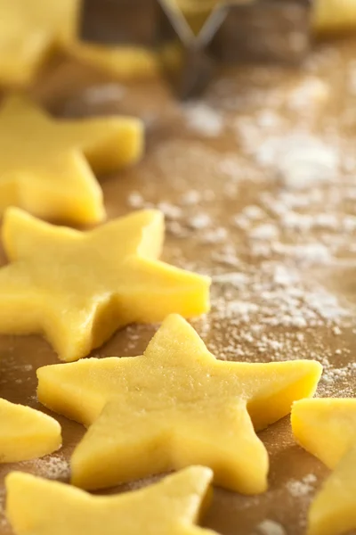 Biscoito em forma de estrela não cozido — Fotografia de Stock