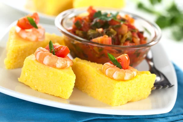Polenta Slices with Shrimp and Tomato — Stock Photo, Image