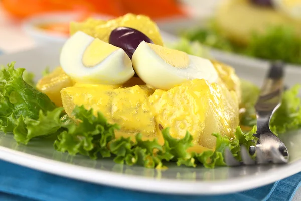 Perun ruokalaji nimeltään Papa a la Huancaina — kuvapankkivalokuva