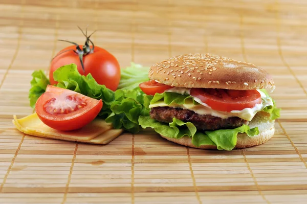 Hamburger a fagyasztott sertéshús — Stock Fotó