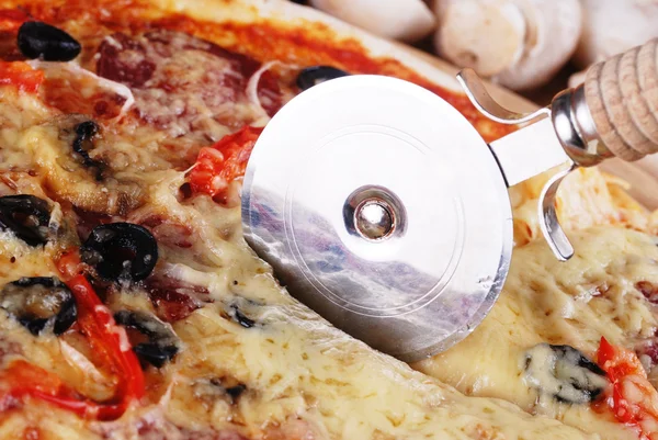 Pizza savoureuse — Photo