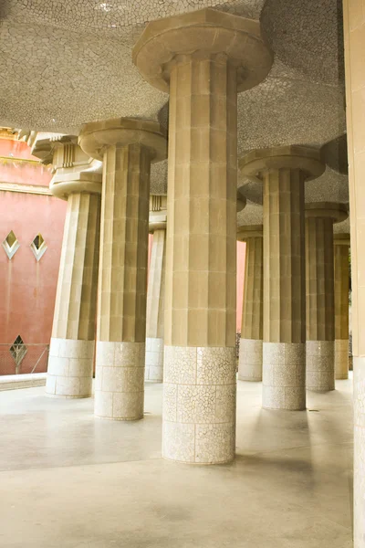 Pokój hipostila. Gaudi — Zdjęcie stockowe