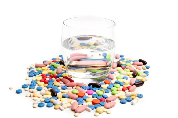 Lékařský koncept vytvořený pilulky . — Stock fotografie