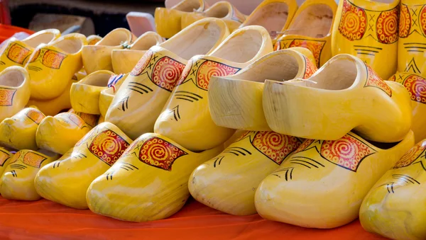 Famous traditional Dutch wooden clogs — Stock Photo, Image
