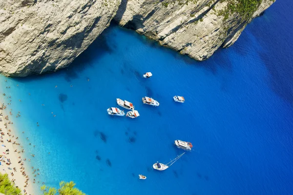 Boats in bay at Zakynthos island — Stock Photo, Image