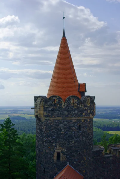 Замок с базиликой — стоковое фото