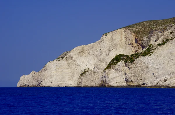 Roccia sulla costa sull'isola di Zante — Foto Stock