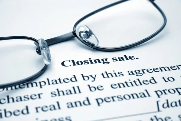 Closing sale — Stock Photo, Image